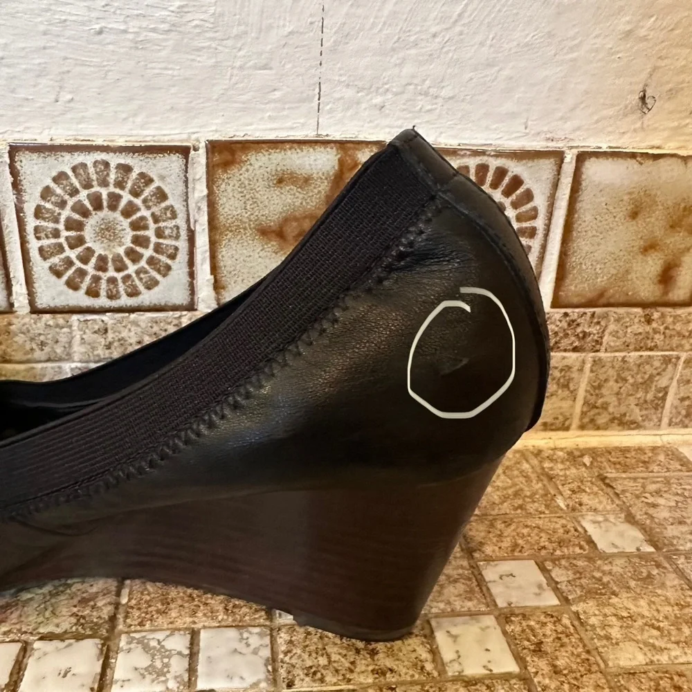 Tory Burch Women’s Leather Pump Size 8.5